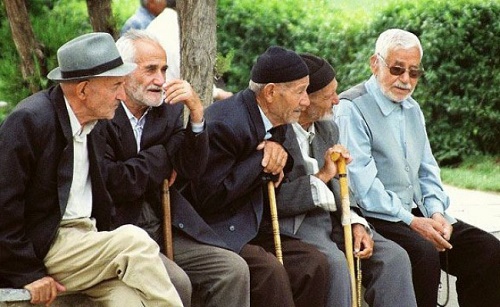 زنگ خطر سالمندی در ایران به صدا در آمده است/نزدیک به ۱۰ درصد جمعیت کشور سالمند هستند