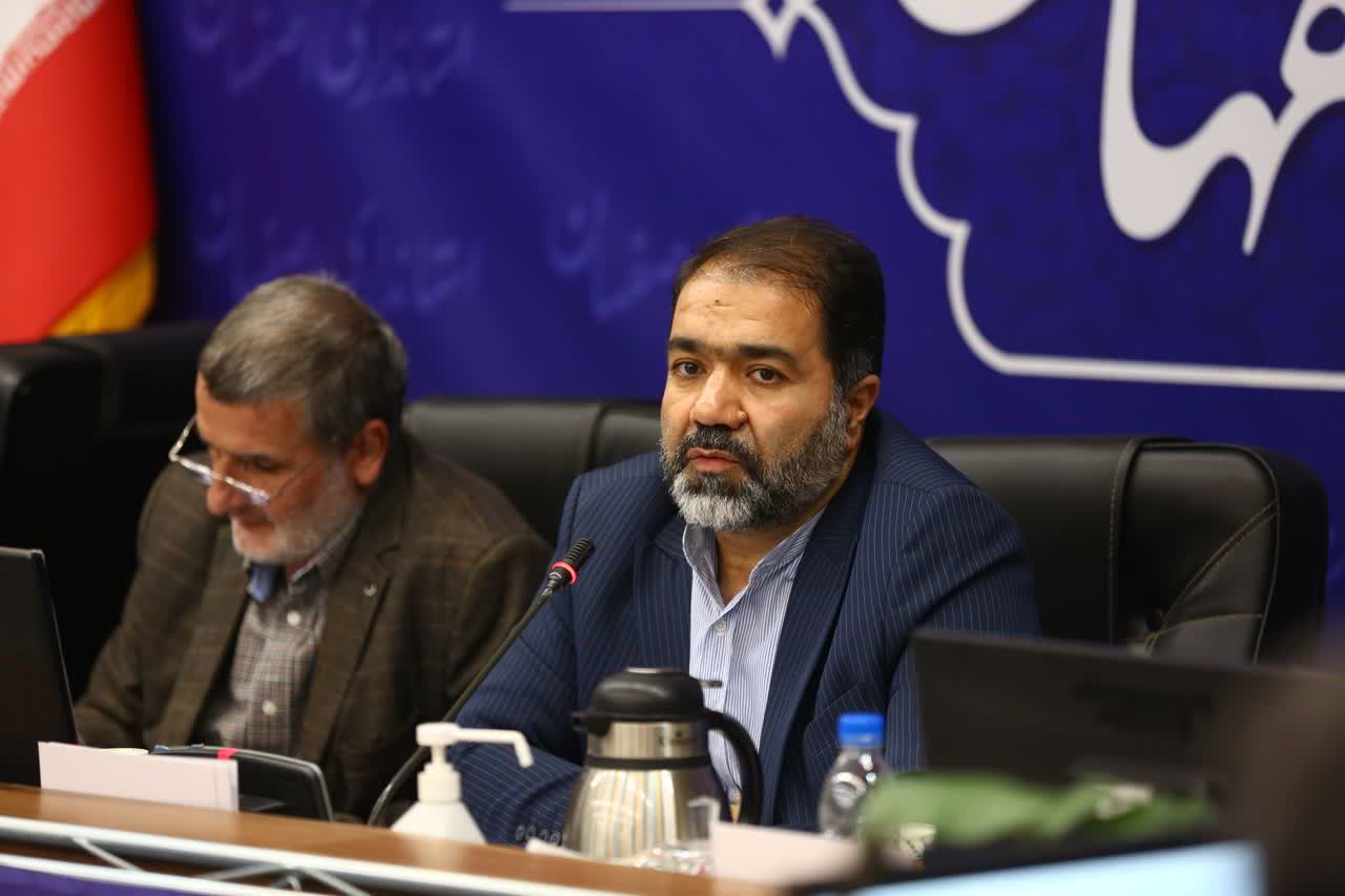 حضور پرشور مردم اصفهان در انتخابات، فتنه‌های دشمن را بی‌اثر می کند