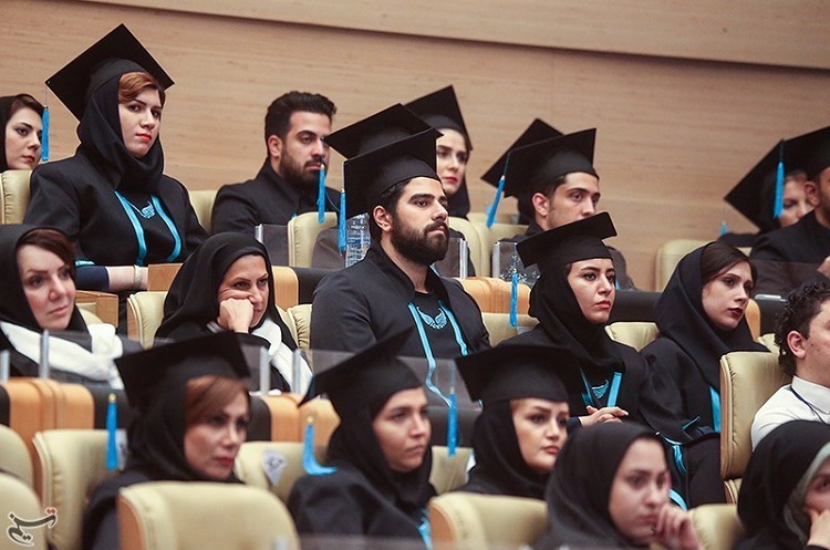 بهره مندی بیش از ۲ هزار و ۴۰۰ دانشجوی نیازمند از خدمات کمیته امداد اصفهان