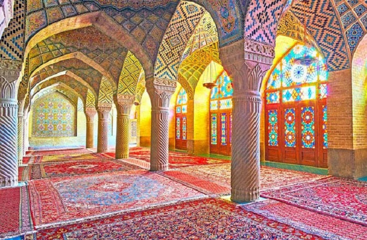 ۱۵ دلیل تعطیلی  مساجد در ایران 